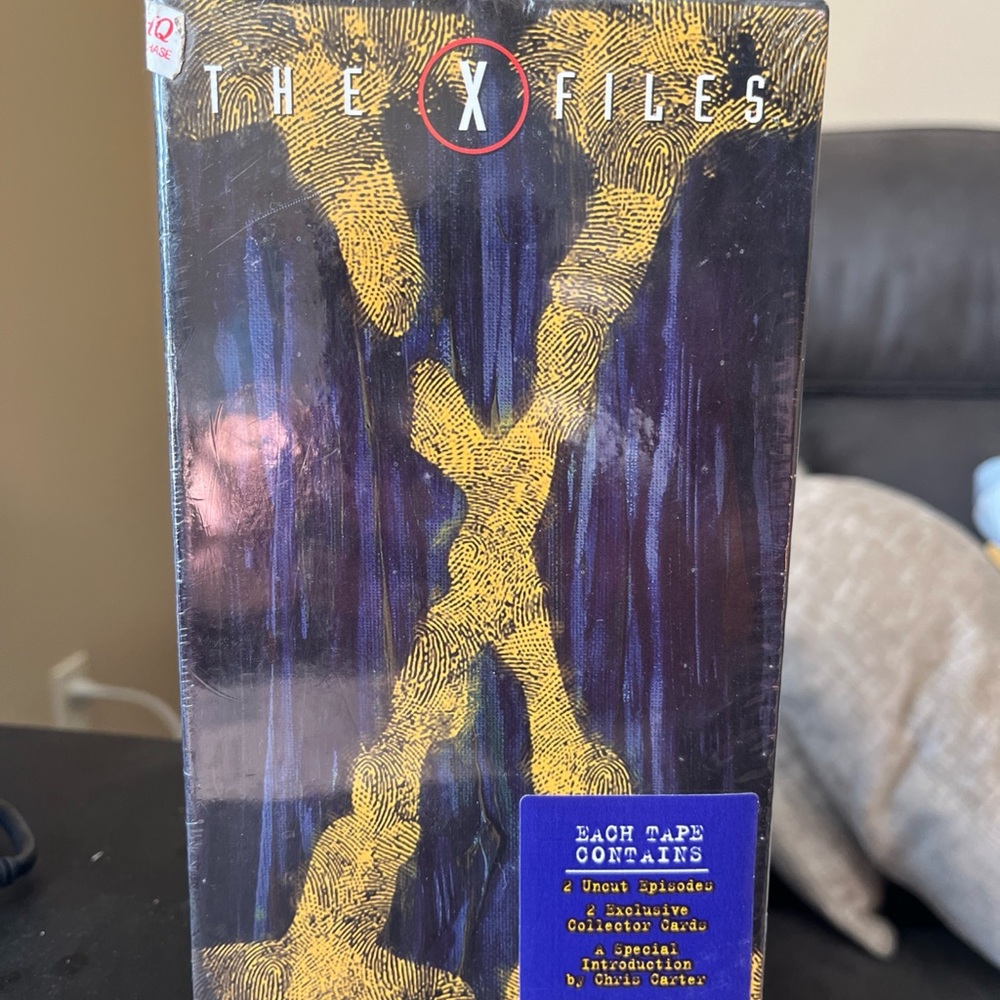 New The X-Files Boxed Set Vol. 5 - The Blessing Way, Paper Clip, Nisei VHS Tape